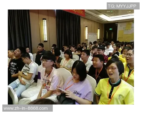 《足球星传奇：从草根少年到绿茵场上的英雄梦想》